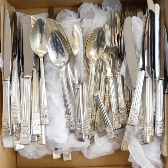 CUTLERY, LARGE SET 'COMMUNITY' STAINLESS STEEL, UNUSED