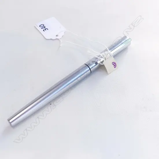 VINTAGE WATERMAN FOUNTAIN PEN, UNUSED WITH LABEL, L.135MM