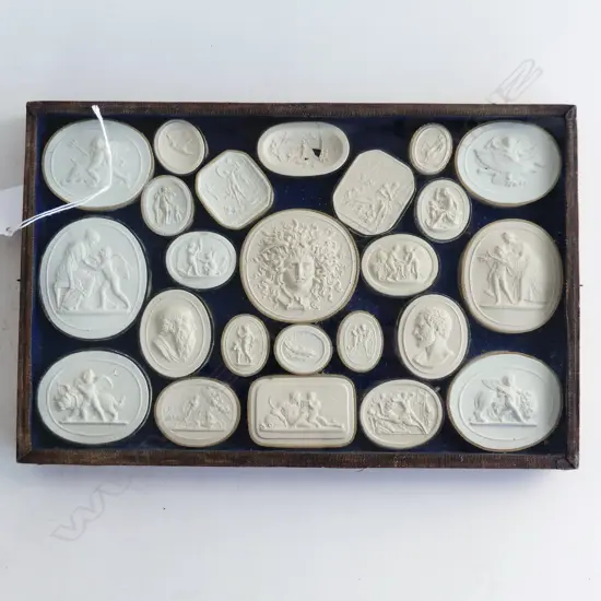 FRAMED GEORGIAN 'GRAND TOUR' INTAGLIO PLASTER CASTS  210x320mm