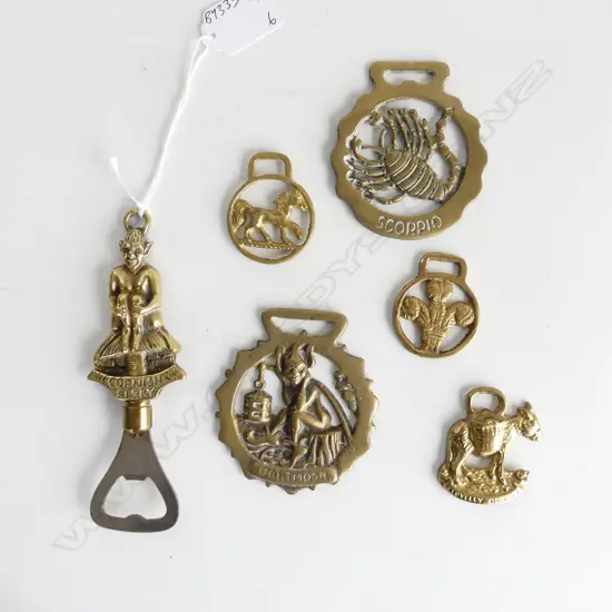 FIVE HORSE BRASSES + A NEAT 'CORNISH RISKY' BRASS FINIALED BOTTLE OPENER.