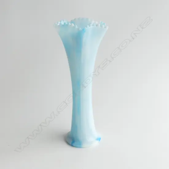 ANTIQUE BLUE MARBLED MILK GLASS FLUTED VASE, H. 26CM