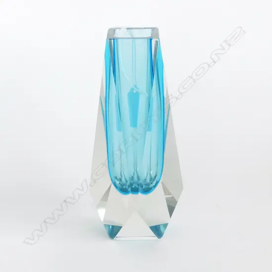SML BLUE MURANO SOMMERSO FACET CUT GLASS VASE, H.160mm