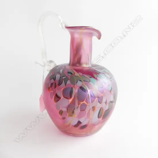 PINK LUSTRE JUG w MOTTLED BLUE & GREEN DECOR, SIGNED 1990, H.220mm