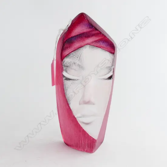 MATS JONASSON BATZEBA GLASS RED MASK SCULPTURE H.180mm