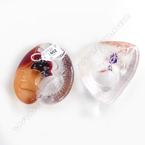 TWO x MATS JONASSON GLASS TEA LIGHT ART GLASS 'ATHENA ORANGE' HOLDERS 