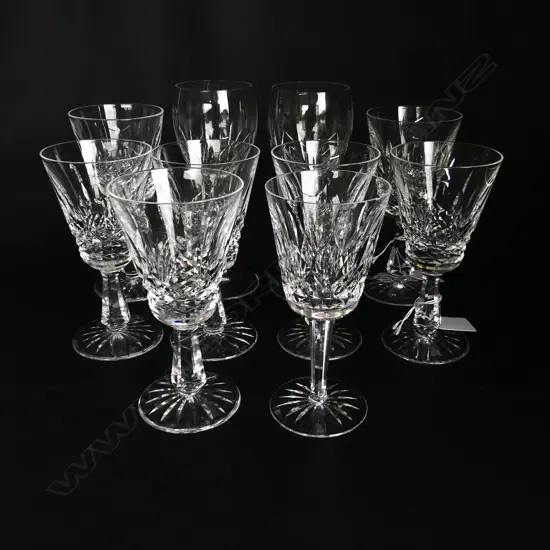 SIX WATERFORD WINE GLASSES WITH 2 LARGE AND 2 ROYAL DOULTON WINE GLASSES H 180 MM