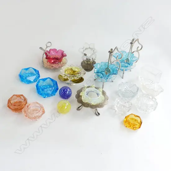 COLLECTION 18 EDWARDIAN COLOURED GLASS CONDIMENT SALTS