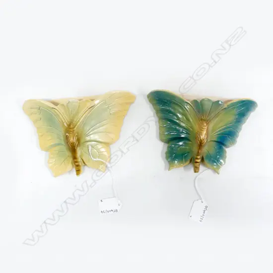 2 TITIAN BUTTERFLY WALL POCKETS