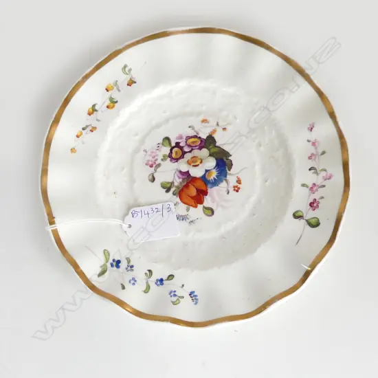 LATE 18thC SWANSEA? PLATE, FLOWER DECORATION 210mm dia (no marks to back)