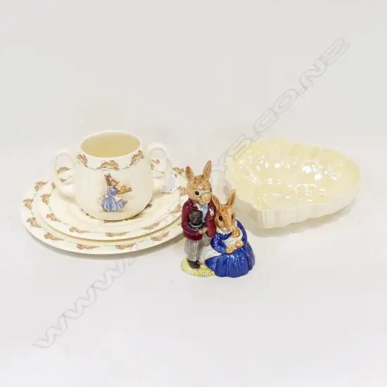 4 PCES ROYAL DOULTON BUNNYKINS + BELLEEK HEART BOWL H.160mm