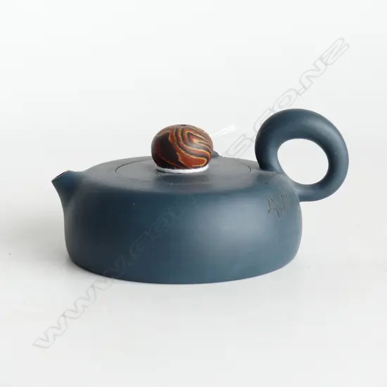 QUALITY YIXING CHINESE TEAPOT BLUE w marbleized finial impressed mark Dia.100mm. Incised marks to side