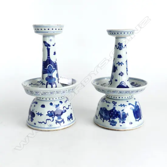 PR ANTIQUE CHINESE B/W CANDLE STANDS H.225mm