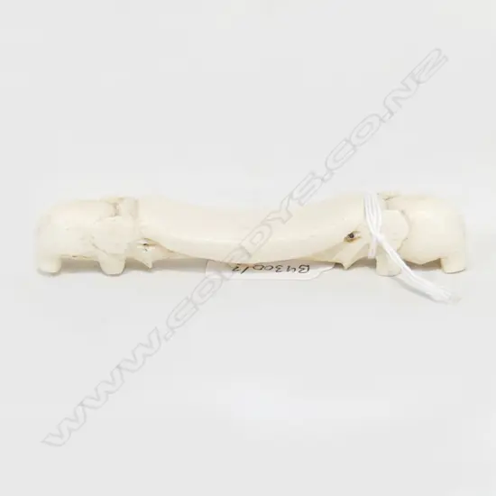 IVORY ELEPHANT BRUSH STAND L  120 MM