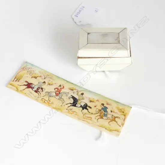 IVORY CASKET SHAPED THIMBLE BOX WITH PAINTED IVORY PANEL L II0 MM