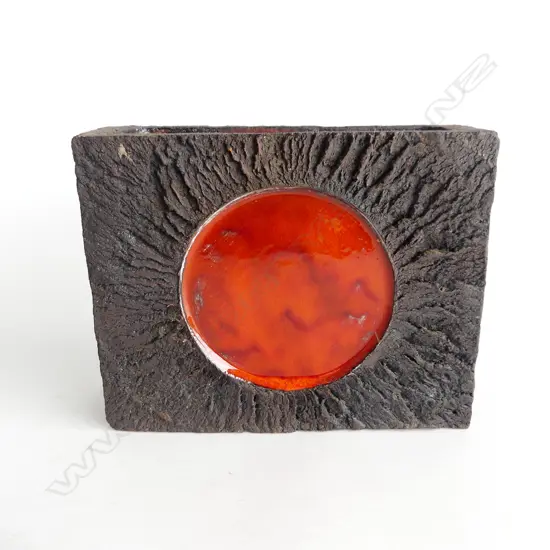 CHARLES HOLMES SLAB VASE 230x70x180mm