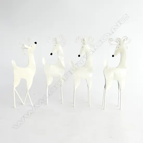 4x WHITE REINDEER H 250mm