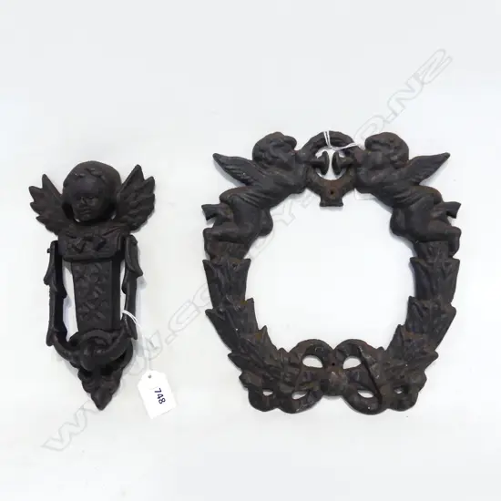LG CAST IRON CHERUB DOOR KNOCKER