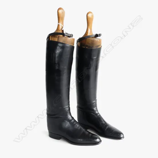 VINTAGE BOOT TREES w BOOTS L.250mm