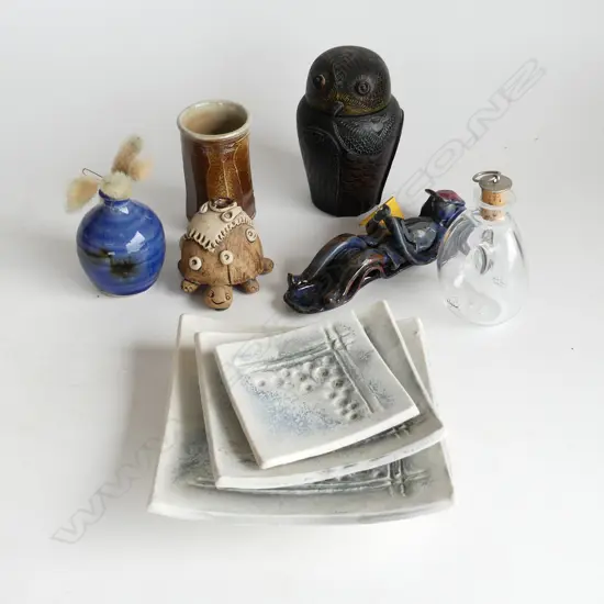 ASST QUALITY STUDIO POTTERY & other PCES x9: set 3 dishes. Hogland glass bottle. incised & lacquered owl etc