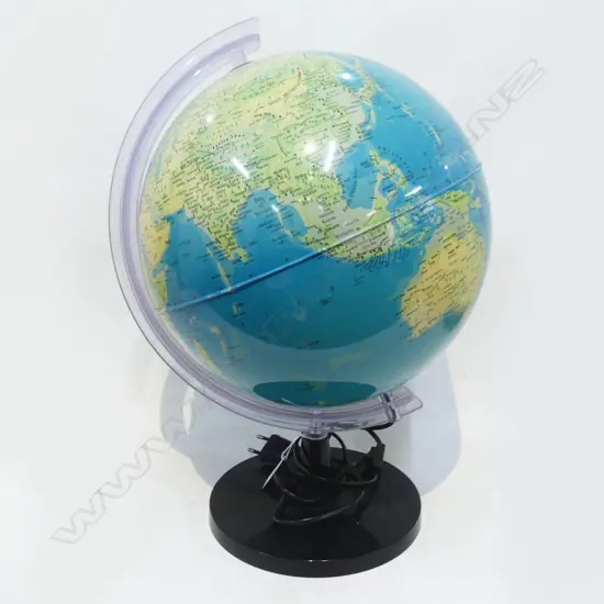 PLUG IN VINTAGE PLASTIC GLOBE.H.400mm
