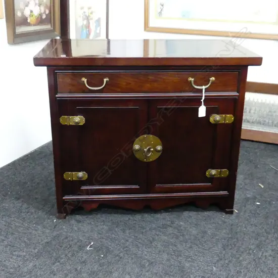 ORIENTAL BEDSIDE CABINET 680x380x555mm