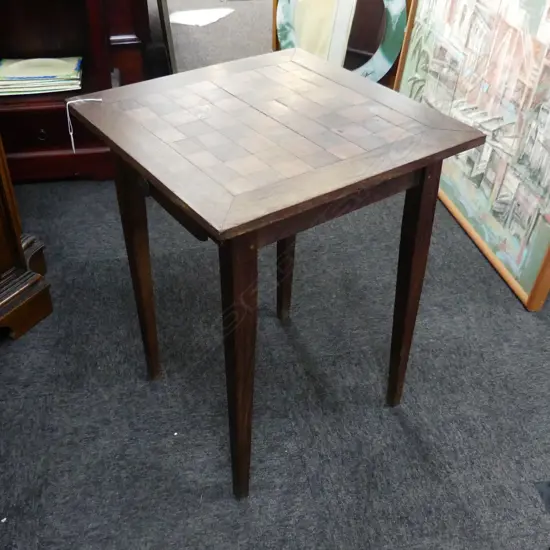 WOODEN SIDE TABLE w. CHEQUERBOARD TOP, DRAWER & GAME TOKENS 520x520x660mm