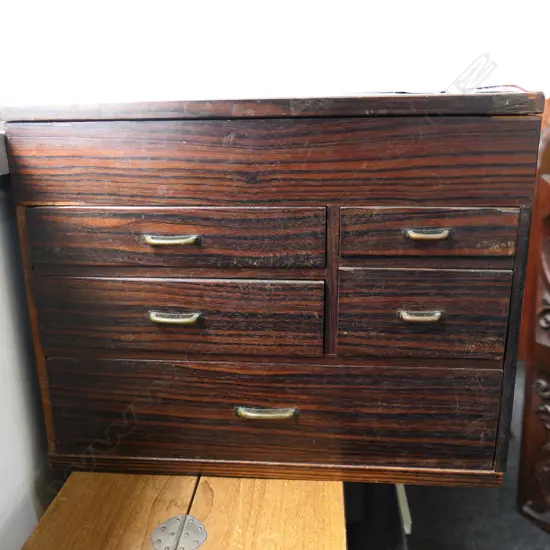 OLD JAPANESE SEWING BOX AF