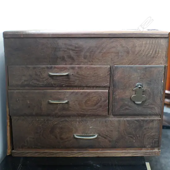 OLD JAPANESE SEWING BOX AF