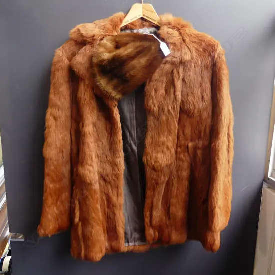 LADIES VINTAGE FUR JACKET & HAT