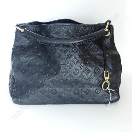 BLACK LOUIS VUITTON COPY HAND BAG W.400mm