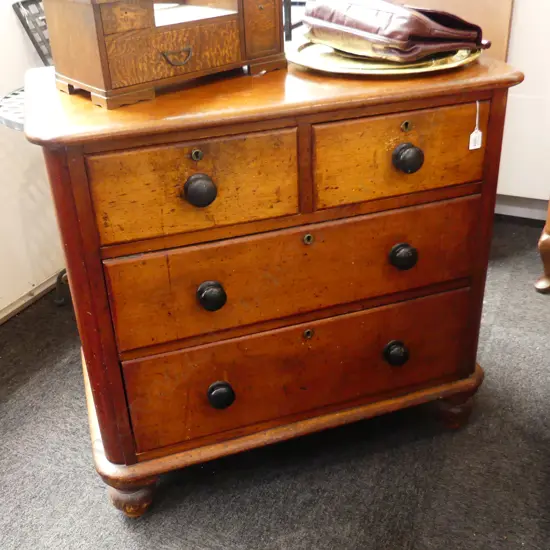 LATE 19TH C KAURI 4 DRAWER CHEST OF DRAWERS H 870 X W 900  X D 510 MM