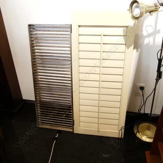 HEAVY STAINLESS STEEL BBQ GRILL 965 x 375mm + 2 PAINTED WINDOW SHUTTERS 1070 x 455mm