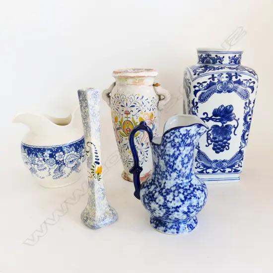 5 ASST. B/W CERAMICS; 2 JUGS, 3 VASES H.340mm