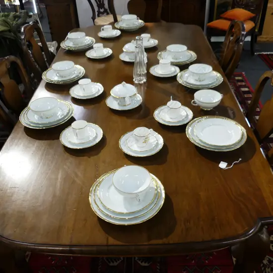 34 PCE B&G COPENHAGEN PORCELAIN PART DINNER SET + 8 ROYAL CROWN DERBY COFFEE C/S