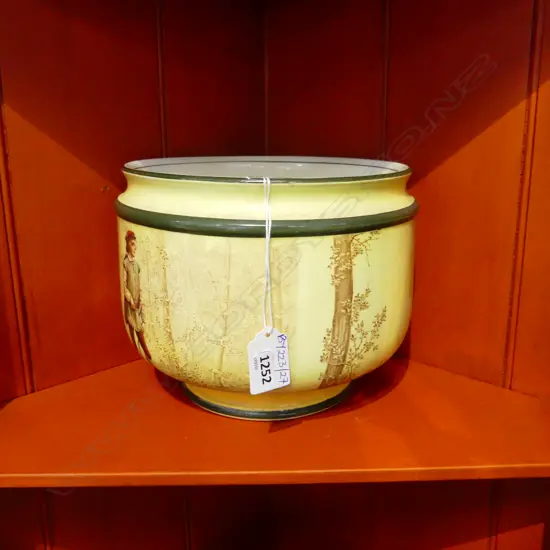 ROYAL DOULTON SHAKESPEARE JARDINERE 205mm dia