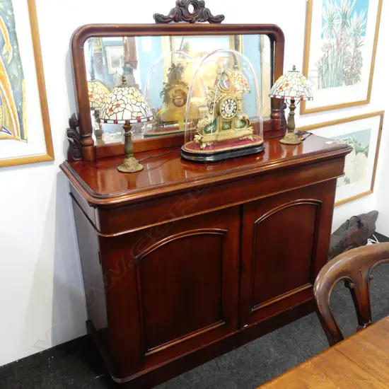 VICTORIAN MAHOGANY MIRROR BACKED SIDEBOARD W 1240 X H 1600 MM