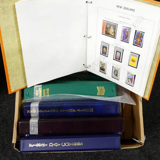 BOX LOT VINTAGE / RETRO STAMP ALBUMS ETC