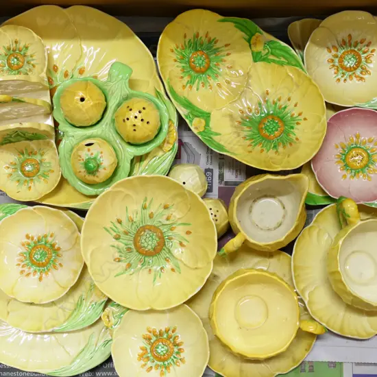 17 PCS YELLOW CARLTON WARE CHINA DISHES C/S TOAST RACK ETC