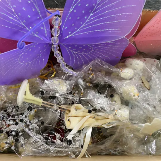 BOX ASSORTED CHRISTMAS DECORATIONS