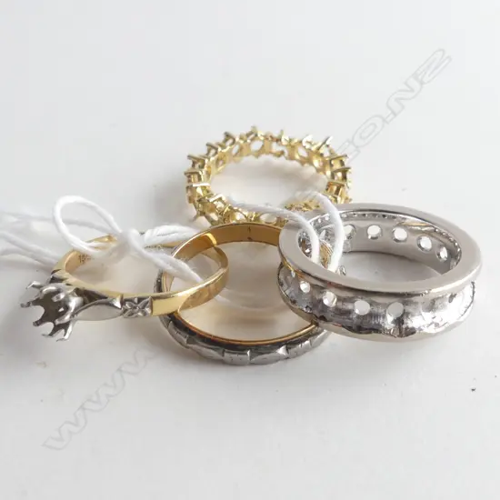 3 18CT GOLD RINGS + 1 18CT PALLADIUM - ALL UNSET 17.22GMS