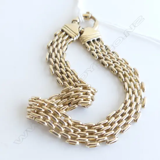 9CT GOLD GATE LINK BRACELET  21.9GMS