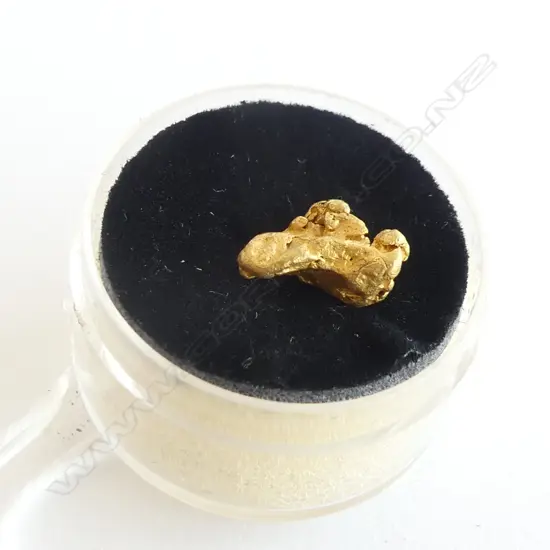 SM GOLD NUGGET 2.15GMS  