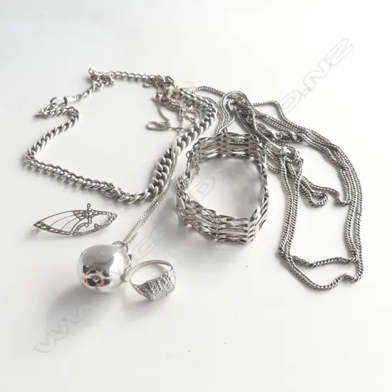 BAG ASST JEWELLERY INCL STG CHAINS & MARCASITE RING  TOTAL WGT 107.69