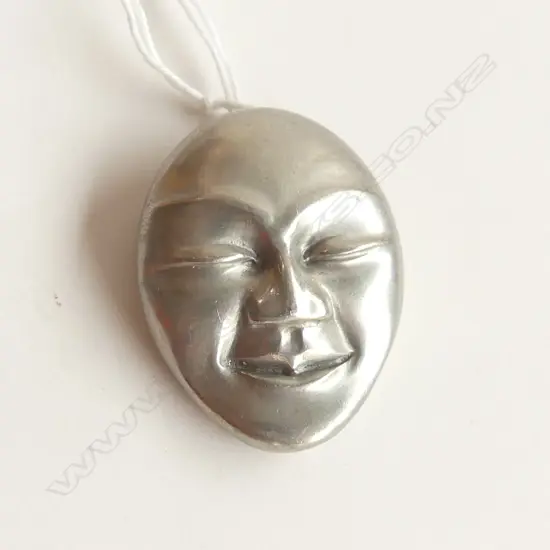 DON SALT CAST METAL MASK PENDANT