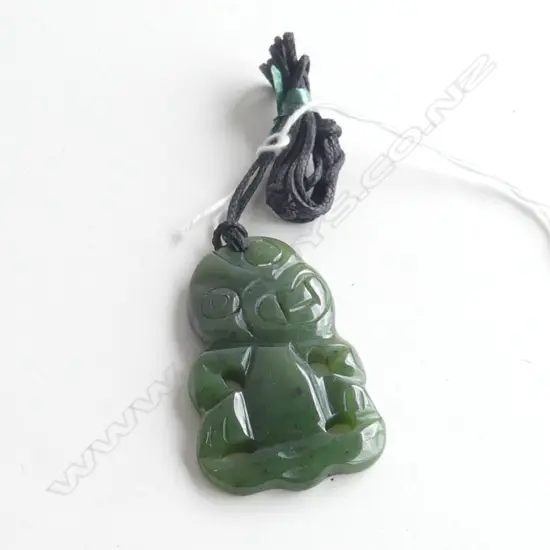 NZ POUNAMU (GREENSTONE) TIKI PENDANT (L.50MM) ON BLACK WAXED ADJUSTABLE CORD