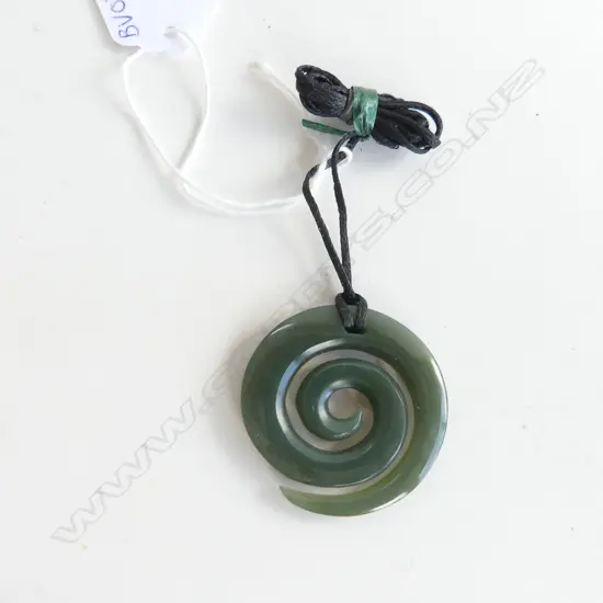NZ POUNAMU (GREENSTONE) KORU PENDANT (DIA 45MM) ON BLACK WAXED ADJUSTABLE CORD