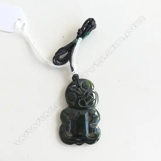 NZ POUNAMU (GREENSTONE) TIKI PENDANT (L.50MM) ON BLACK WAXED ADJUSTABLE CORD