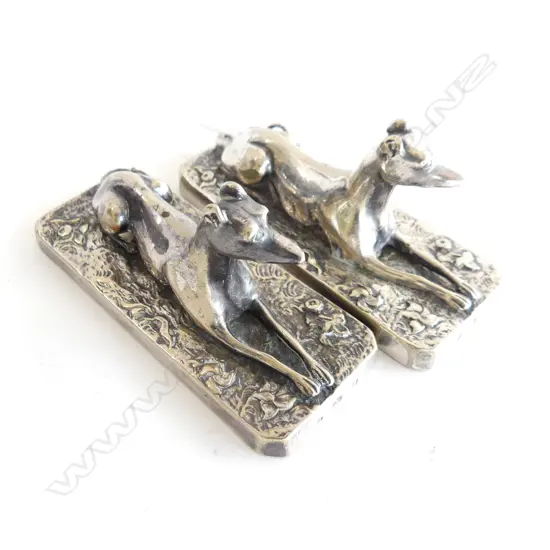 PR LATE VICTORIAN SILVER PLATE GREYHOUND KNIFE RESTS L.90mm