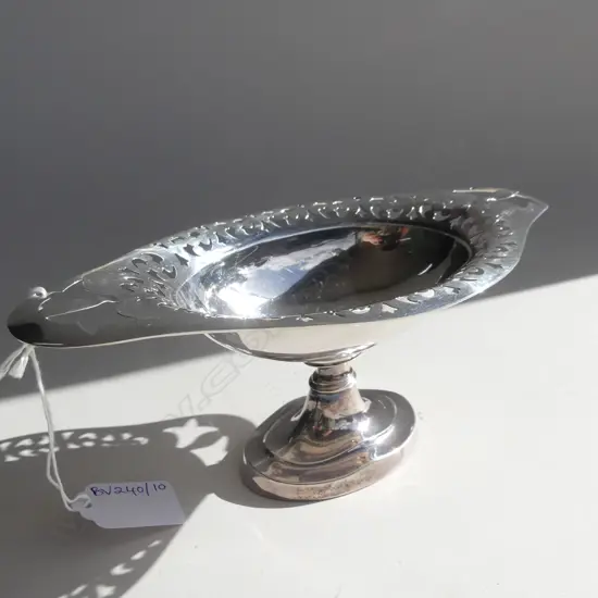 OVAL PEDESTAL STG SILVER DISH B'HAM 1907 162 GRAMS (weighted) W.215mm