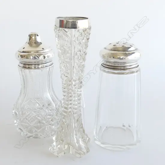 2 STG SILVER & CRYSTAL SIFTERS + STG CAPPED CRYSTAL VASE H.155mm